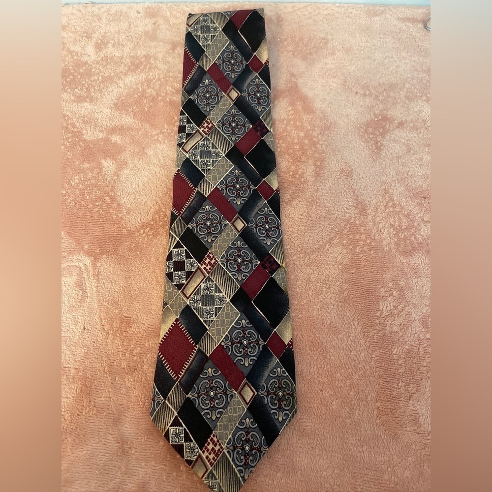 Mark Alexander Geometric Pattern Tie - Picture 3 of 8